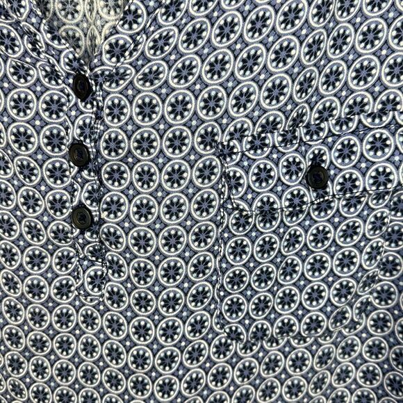 Croft & Barrow 3/4 Sleeve Blue and White Patterned Blouse Size Large - Picture 3 of 6